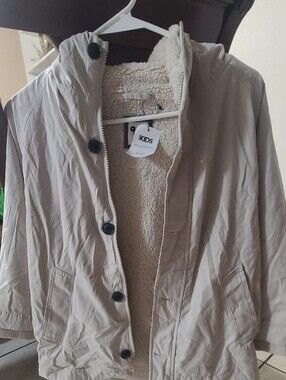 Arche Cream Beige Sherpa-Lined Hooded Puffer Coat